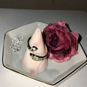 Snake Design Bypass Shank Ring (Silvertone)